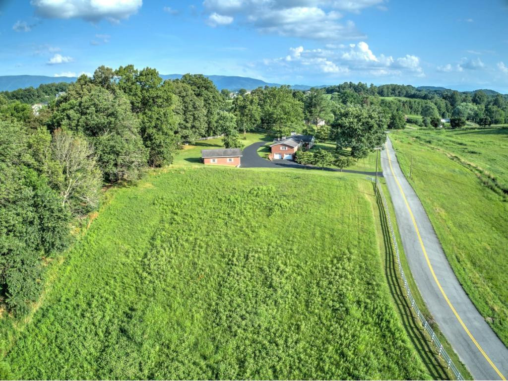 421 Sells Road, Unit 1 Bluff City, TN 37618 - Photo 11 of 15 Photo 11