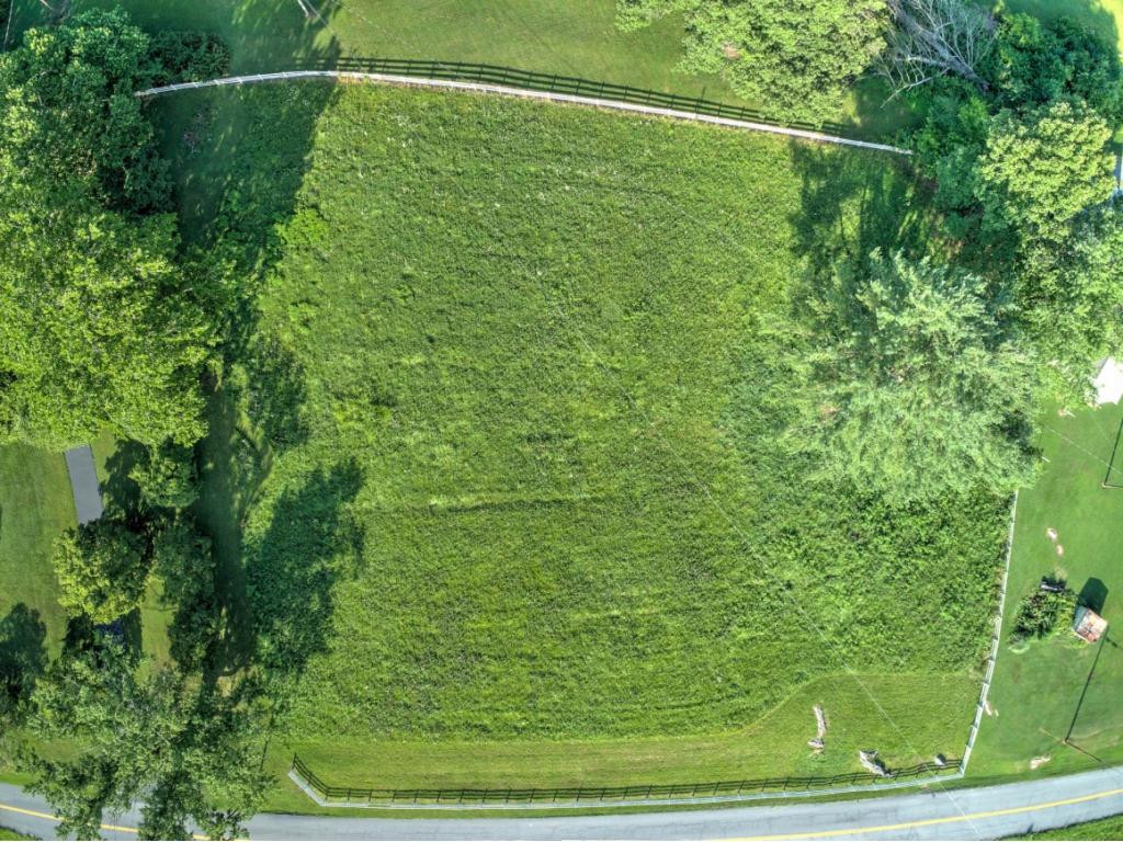 421 Sells Road, Unit 1 Bluff City, TN 37618 - Photo 2 of 15 Photo 2