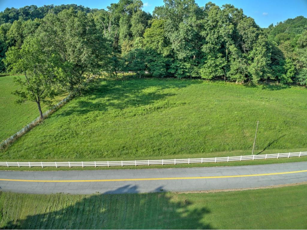 421 Sells Road, Unit 1 Bluff City, TN 37618 - Photo 8 of 15 Photo 8