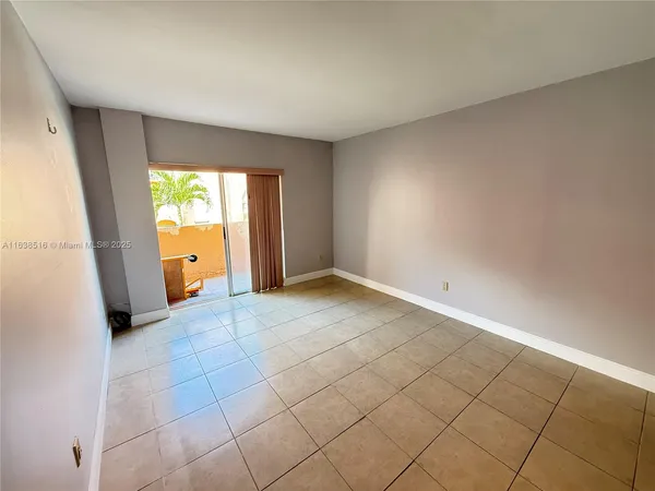$204,000 | 440 East 23rd Street, Unit 1219, Hialeah, FL 33013