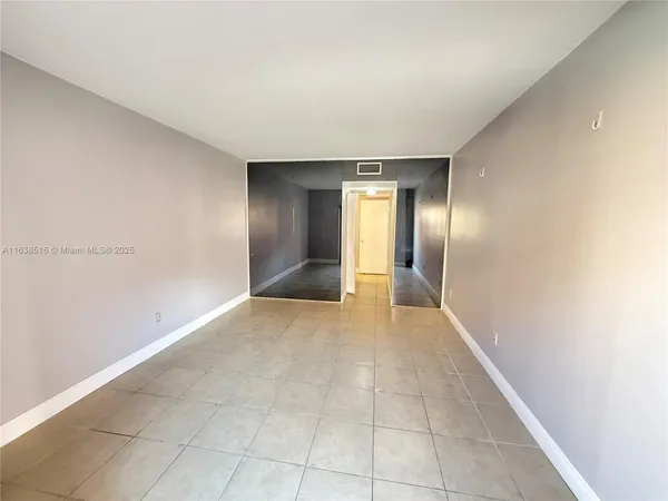 $204,000 | 440 East 23rd Street, Unit 1219, Hialeah, FL 33013