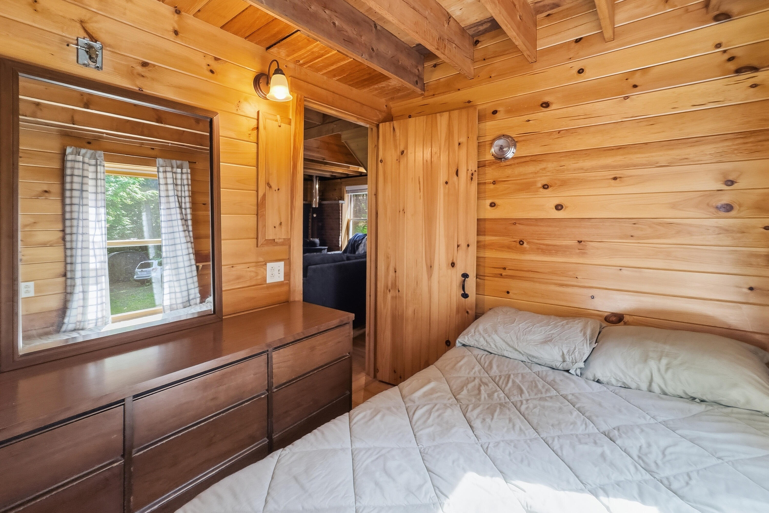 660 Sprague Road Waldoboro, ME 04572 - Photo 20 of 45 1st floor bedroom