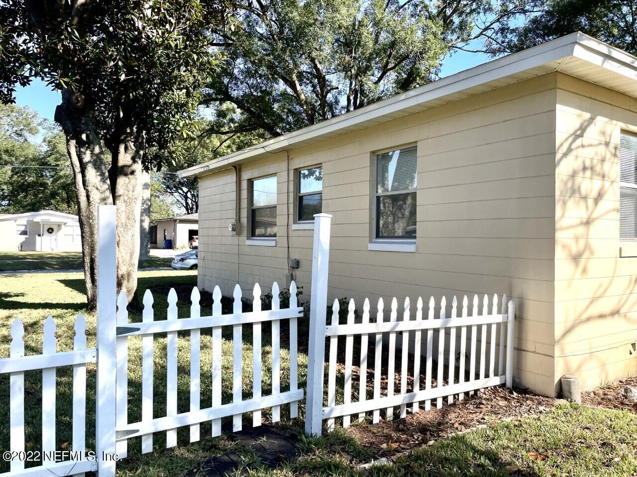 7344 May Apple Road Jacksonville, FL 32211 - Photo 35 of 38 thumbnail_IMG_2622