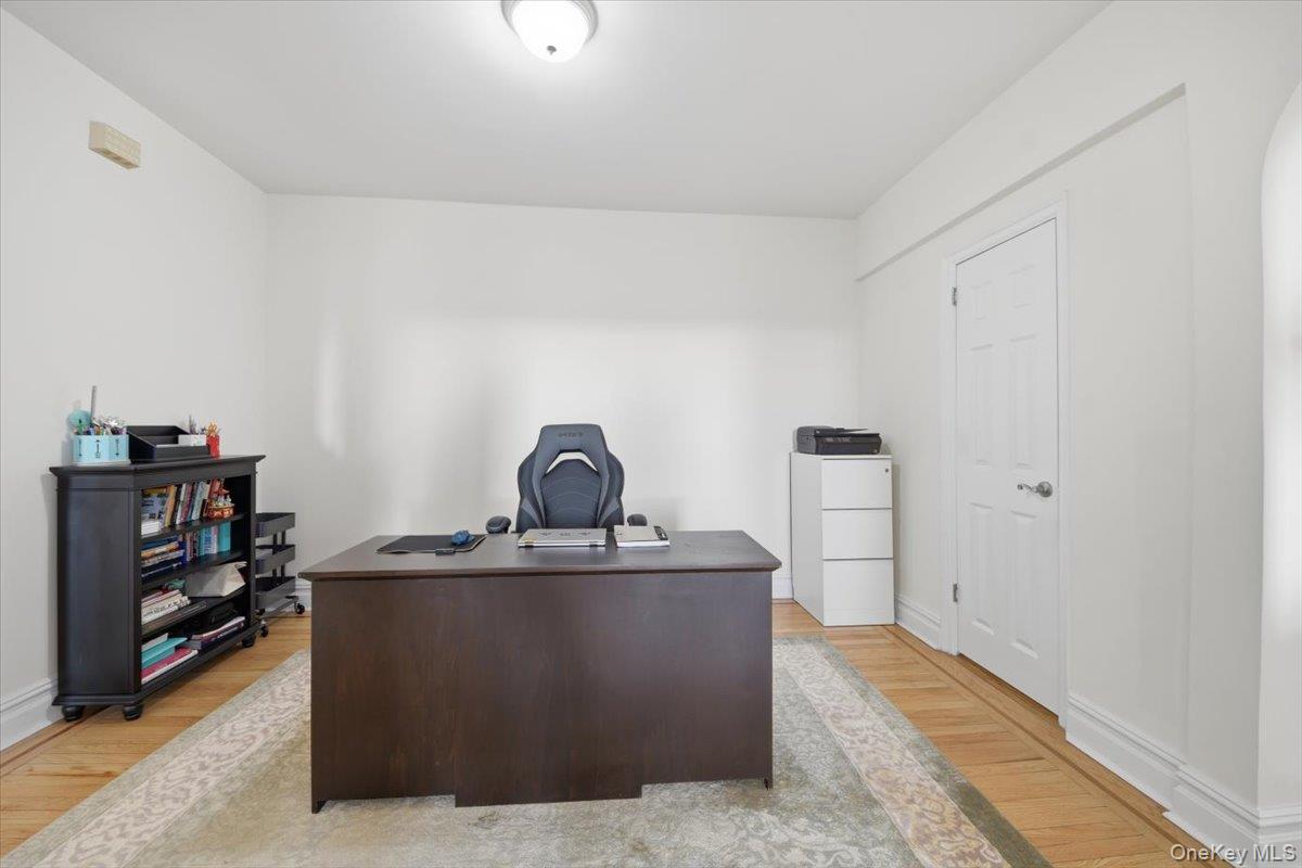 43 Calton Road, Unit 4A New Rochelle, NY 10804 - Photo 7 of 22