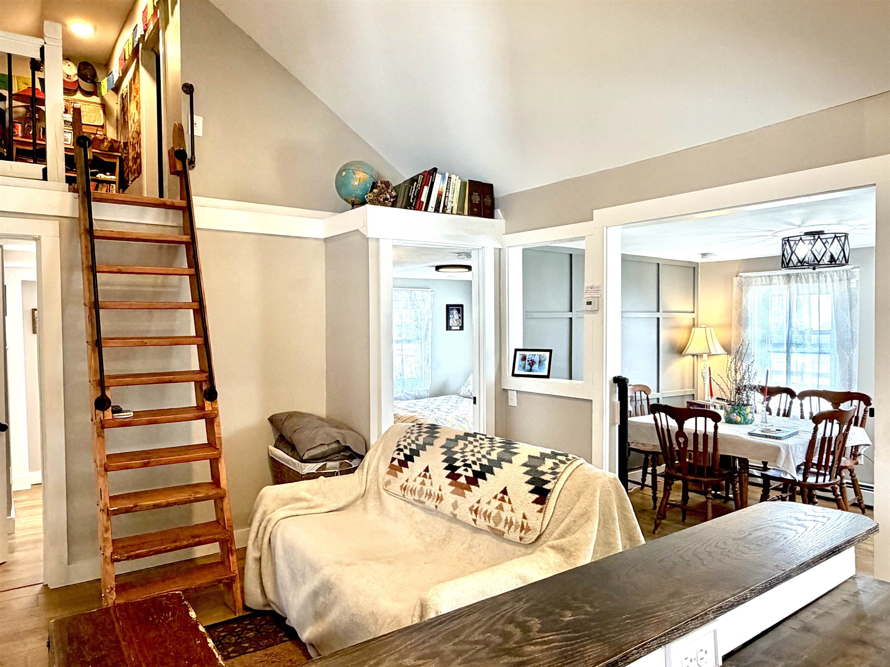 12 Lawn Avenue Rochester, NH 03867 - Photo 9 of 38