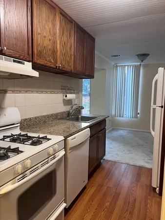 $1,750 | 32 Shrewsbury Green Drive, Unit D, Shrewsbury, MA 01545