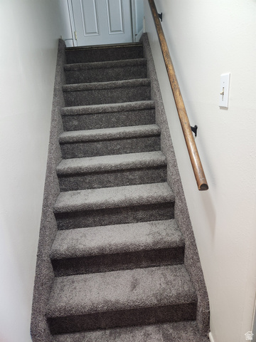705 North 700 East Payson, UT 84651 - Photo 26 of 30 View of stairs