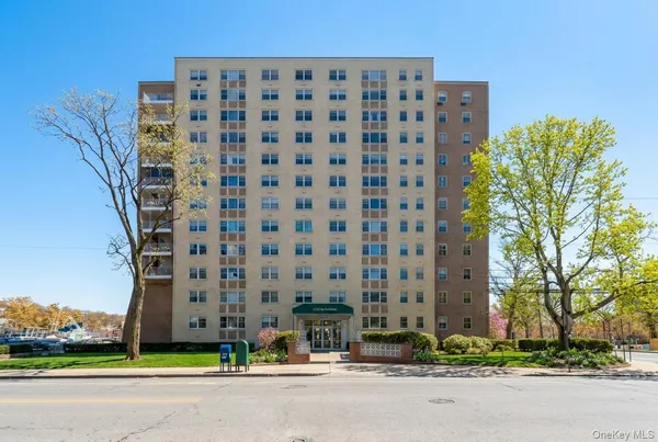 $3,250 | 30 Lake Street, Unit 1J, White Plains, NY 10603