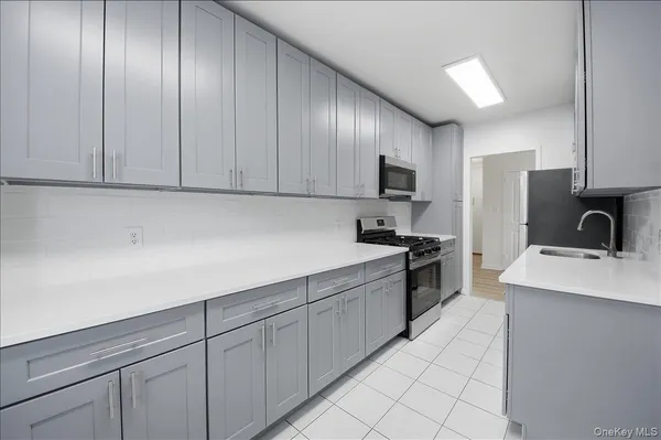 $3,250 | 30 Lake Street, Unit 1J, White Plains, NY 10603