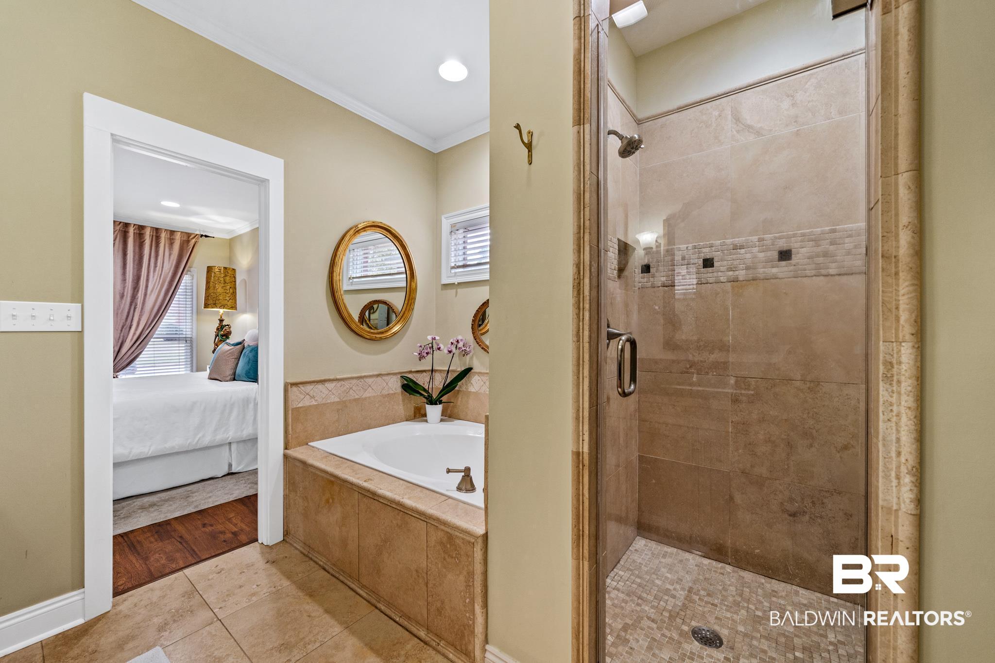 9800 Aspen Circle Daphne, AL 36527 - Photo 24 of 36 Tiled Showwer