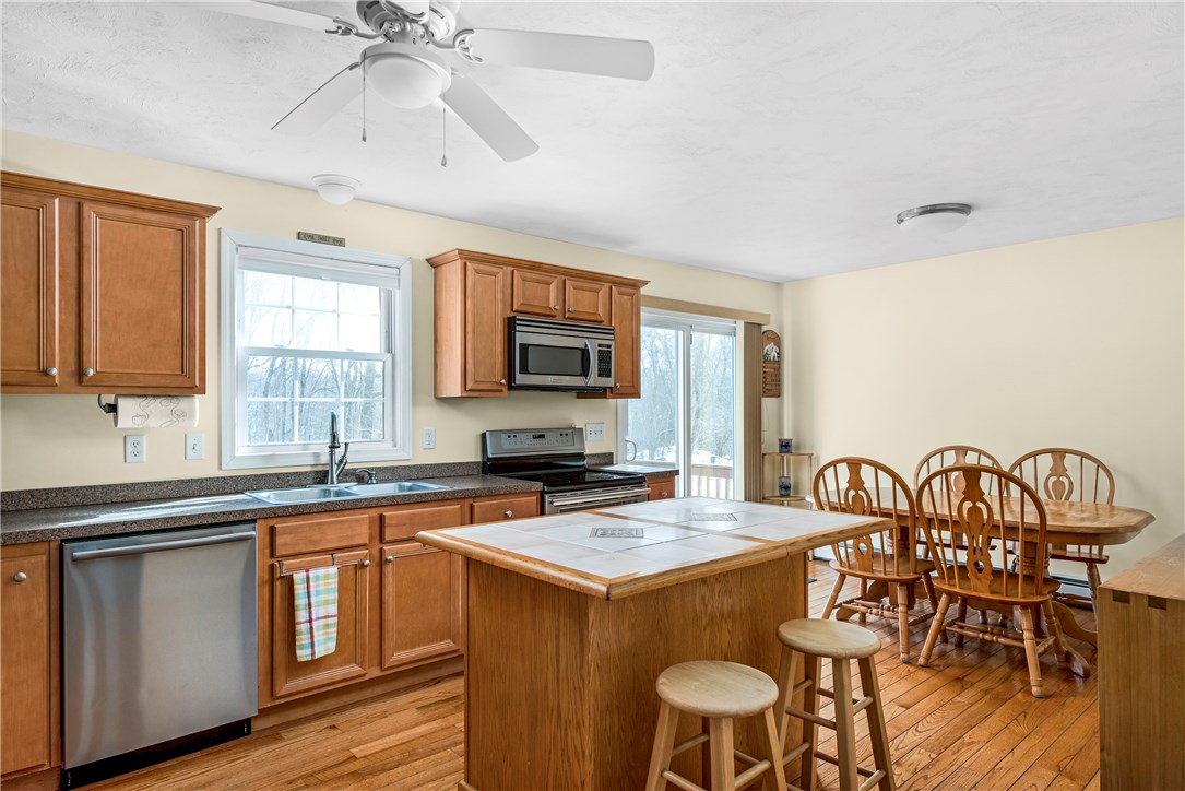1575 Diamond Hill Road Cumberland, RI 02864 - Photo 8 of 21 Gallery Image 8