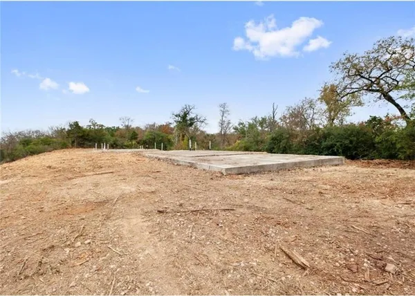 $677,000 | 1106 Lott Avenue, Austin, TX 78721