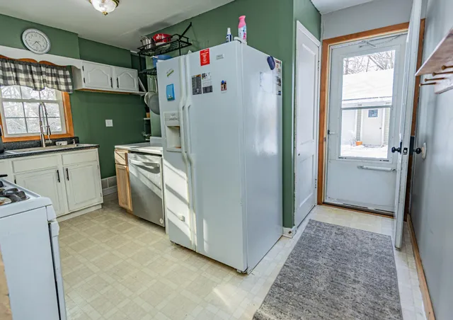 $199,000 | 619 2nd Street Northeast, Glenwood, MN 56334