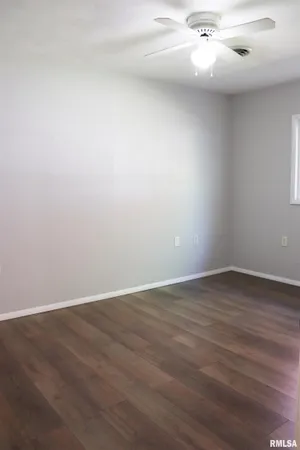 $169,900 | 204 Grant Road, Marquette Heights, IL 61554