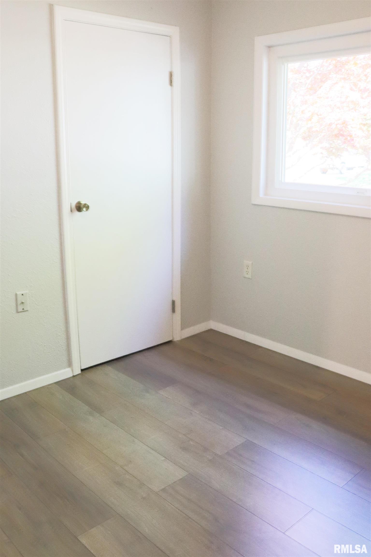 204 Grant Road Marquette Heights, IL 61554 - Photo 32 of 38