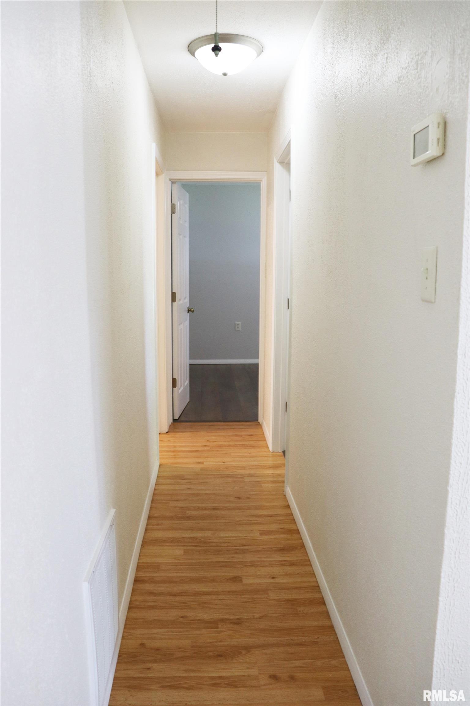 204 Grant Road Marquette Heights, IL 61554 - Photo 33 of 38