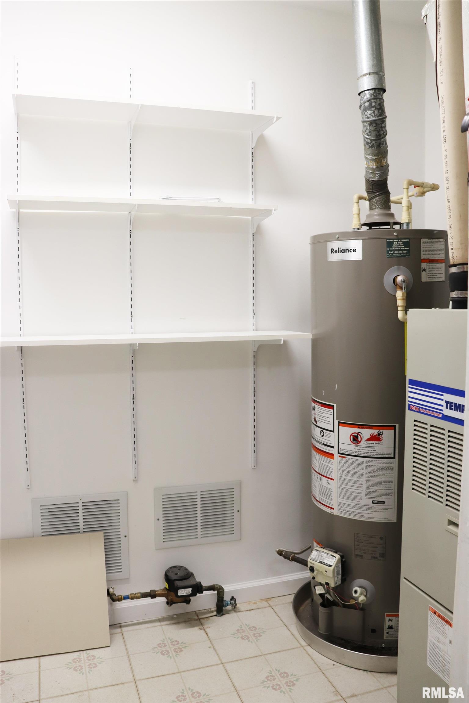 204 Grant Road Marquette Heights, IL 61554 - Photo 35 of 38