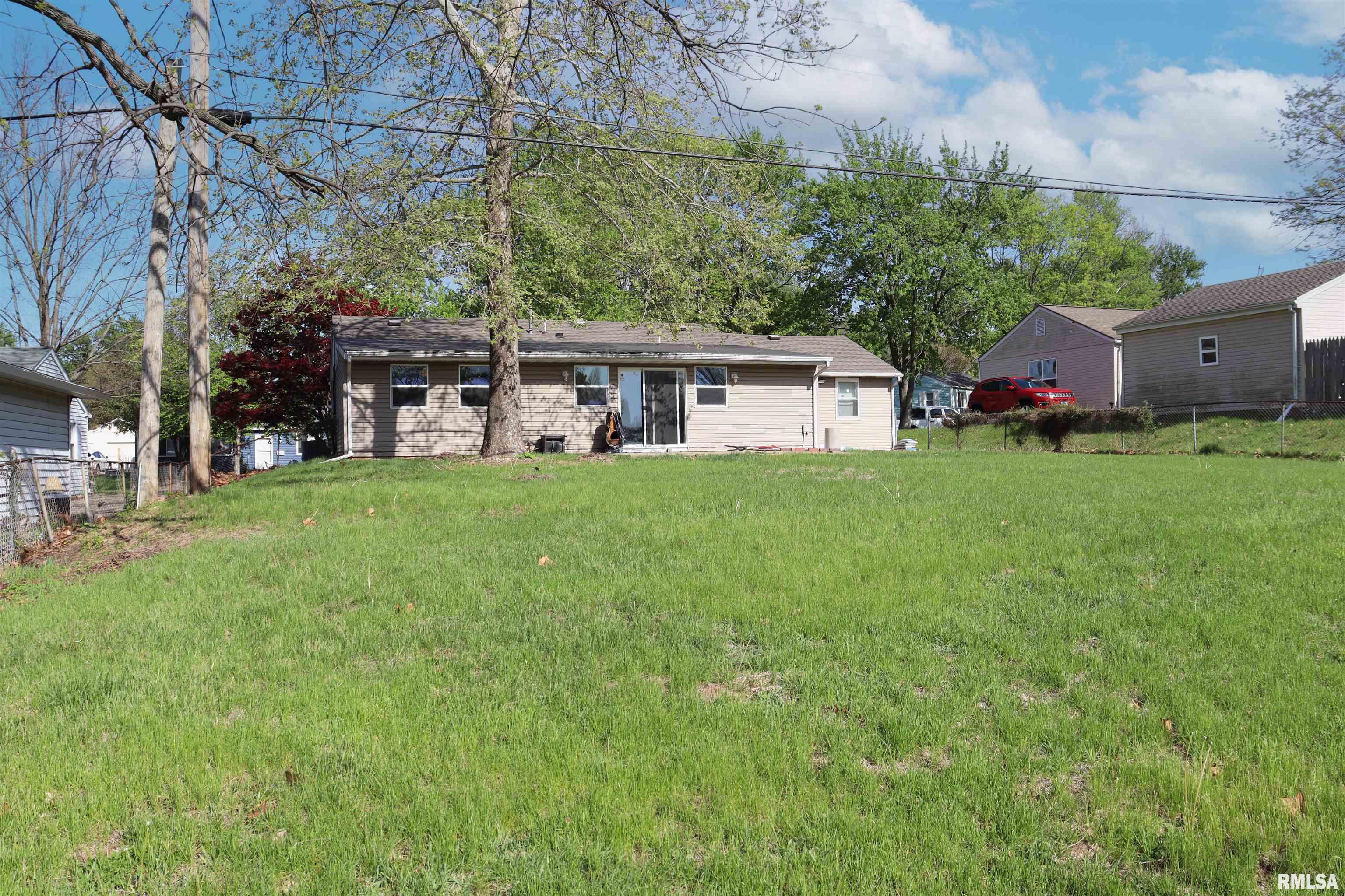 204 Grant Road Marquette Heights, IL 61554 - Photo 37 of 38