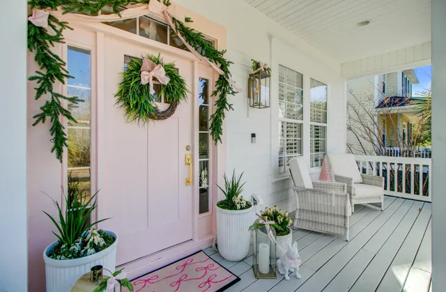 $1,550,000 | 704 Netherton Court, Daniel Island, SC 29492