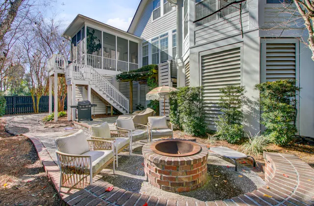 $1,550,000 | 704 Netherton Court, Daniel Island, SC 29492