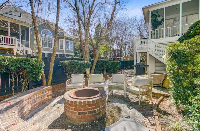 $1,550,000 | 704 Netherton Court, Daniel Island, SC 29492