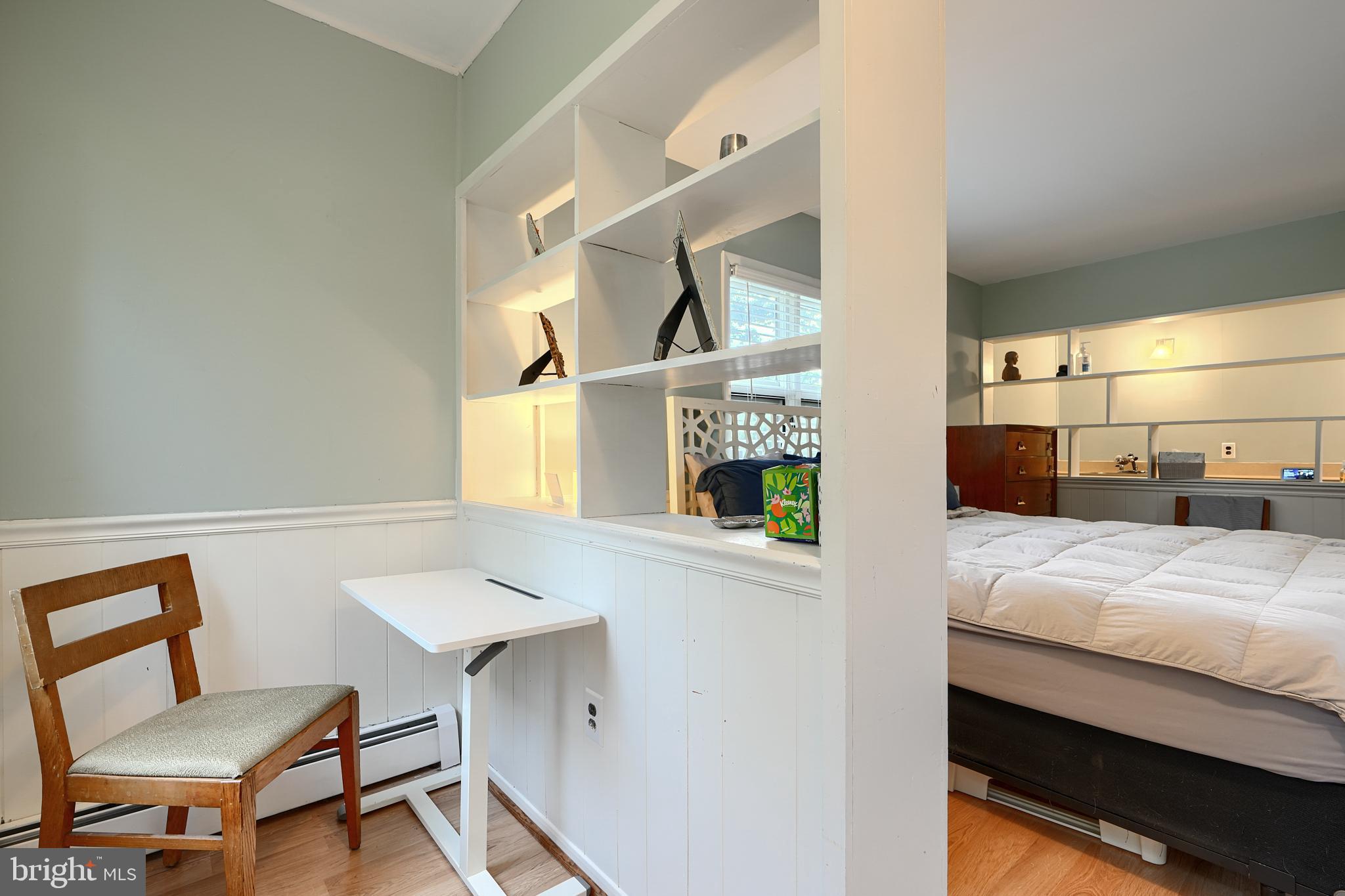 231 Gralan Road Catonsville, MD 21228 - Photo 30 of 37 a bedroom with a bed and a window