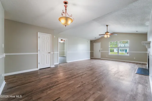 $279,900 | 342 Palamino Trail, Jacksonville, NC 28546