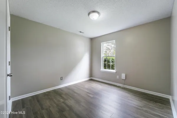 $279,900 | 342 Palamino Trail, Jacksonville, NC 28546