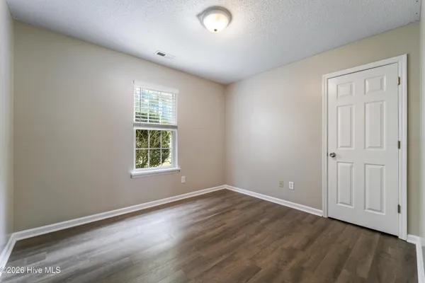 $279,900 | 342 Palamino Trail, Jacksonville, NC 28546