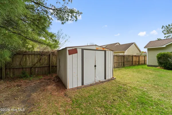 $279,900 | 342 Palamino Trail, Jacksonville, NC 28546