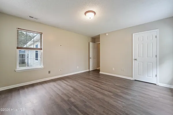 $279,900 | 342 Palamino Trail, Jacksonville, NC 28546