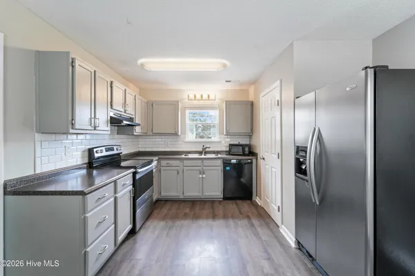 $279,900 | 342 Palamino Trail, Jacksonville, NC 28546