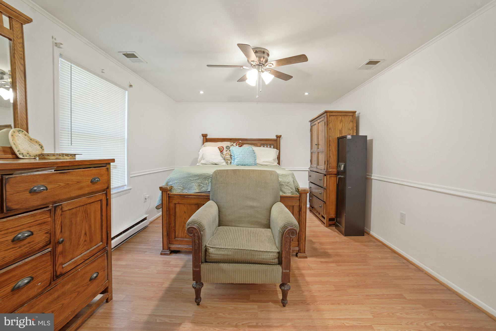 9033 Dumhart Road Laurel, MD 20723 - Photo 23 of 35 Gallery Image 23