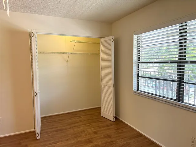 $1,750 | 7050 Fairway Bend Lane, Unit 266, Sarasota, FL 34243