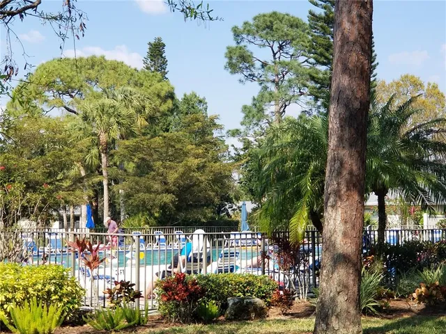 $1,750 | 7050 Fairway Bend Lane, Unit 266, Sarasota, FL 34243