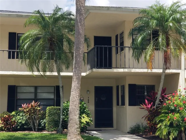 $1,750 | 7050 Fairway Bend Lane, Unit 266, Sarasota, FL 34243