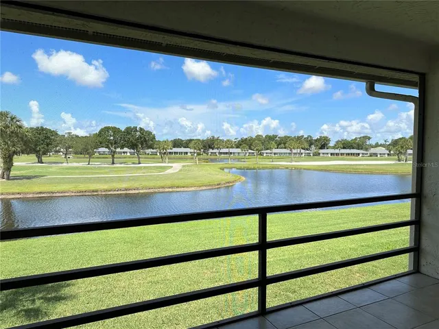 $1,750 | 7050 Fairway Bend Lane, Unit 266, Sarasota, FL 34243