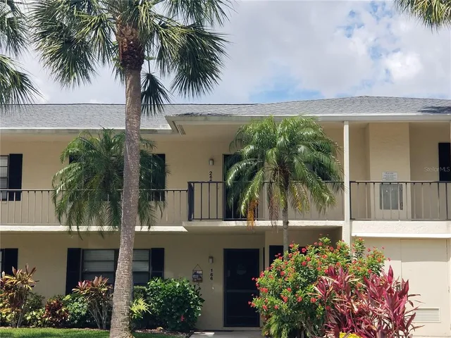 $1,750 | 7050 Fairway Bend Lane, Unit 266, Sarasota, FL 34243