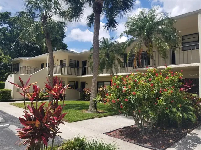 $1,750 | 7050 Fairway Bend Lane, Unit 266, Sarasota, FL 34243