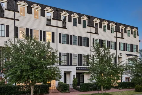 $1,299,000 | 20 Crain Sq Boulevard, Houston, TX 77025