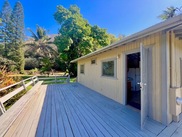 a view of outdoor space yard deck and patio