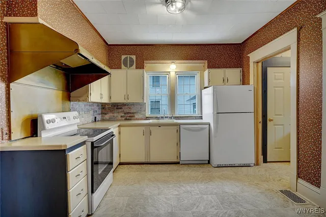 $220,000 | 21 Buckland Avenue, Perry, NY 14530