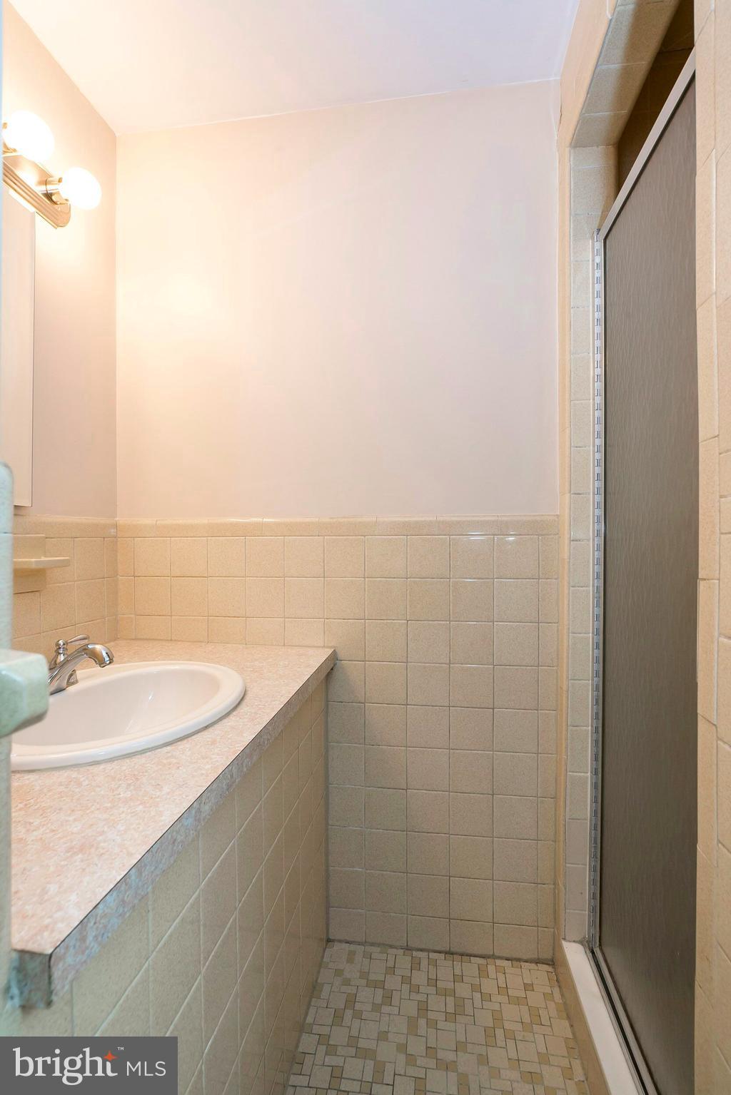 790 Taylor Road Downingtown, PA 19335 - Photo 14 of 23 Master bath