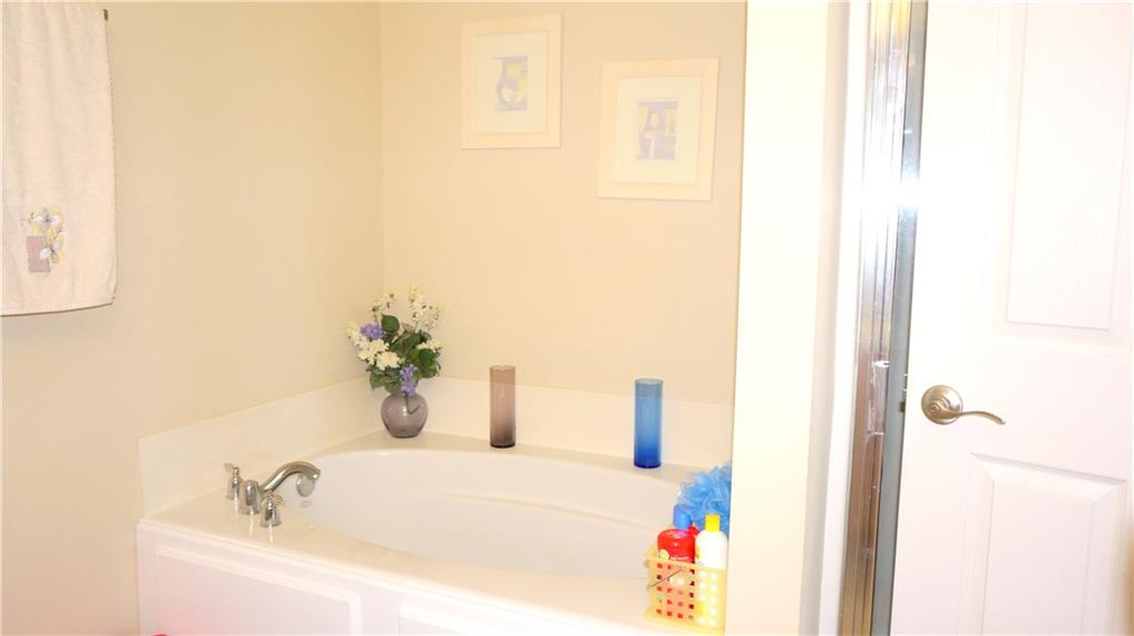 1257 Summer Ridge Lane Brownsburg, IN 46112 - Photo 15 of 24 Gallery Image 15