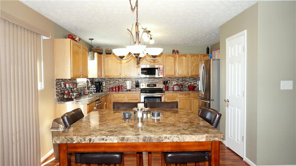 1257 Summer Ridge Lane Brownsburg, IN 46112 - Photo 9 of 24 Gallery Image 9