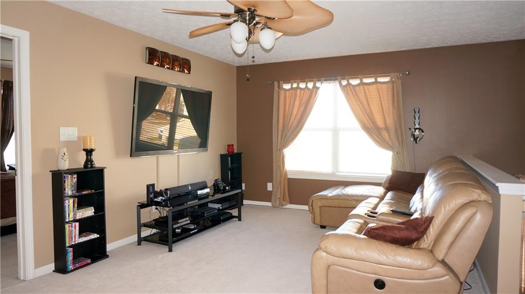 1257 Summer Ridge Lane Brownsburg, IN 46112 - Photo 10 of 24 Gallery Image 10