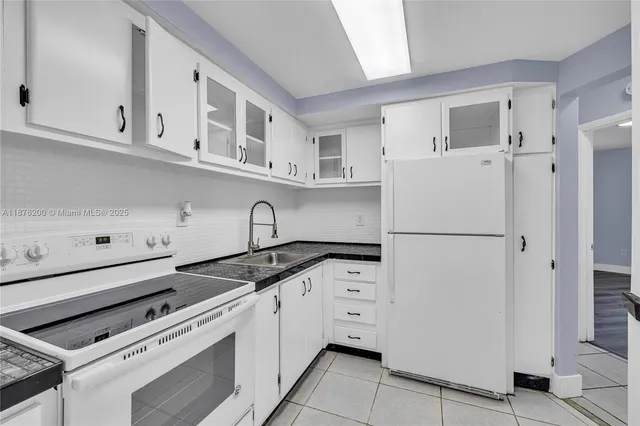 $1,500 | 1659 Northeast Miami Gardens Drive, Unit 110, Miami, FL 33179