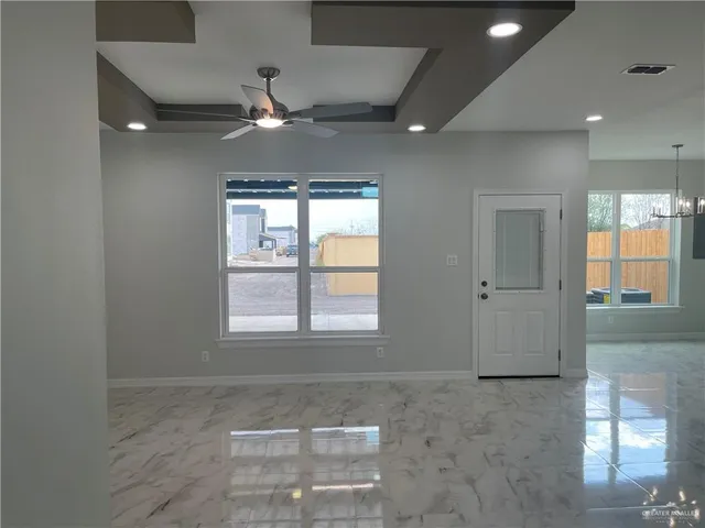 $1,775 | 5515 North Crown Point, Pharr, TX 78577