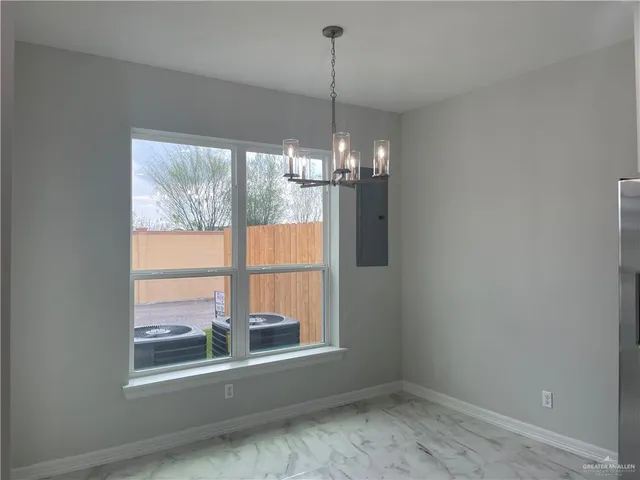 $1,775 | 5515 North Crown Point, Pharr, TX 78577