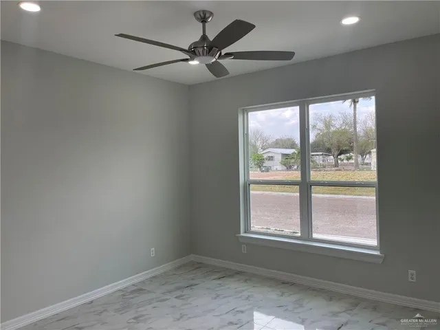 $1,775 | 5515 North Crown Point, Pharr, TX 78577